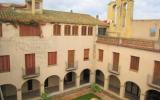 Casa De Vacaciones España: Casa Convent (Es-17491-01) 