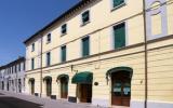 Apartamento De Vacaciones Emilia Romagna: Marchetti (It-44025-01) 