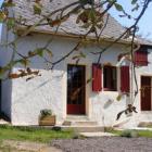 Apartamento De Vacaciones Devay: Les Volets Rouges 