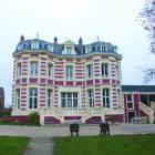 Casa De Vacaciones Francia: Petit Château Thaïlandais 