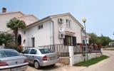 Casa De Vacaciones Croacia: Buje Hr2100.100.1 