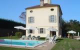 Casa De Vacaciones Cherasco: Palazzo Marchesi Di Novello It1585.800.1 