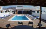 Casa De Vacaciones Playa Blanca Canarias: Villa With Private Heated Pool ...