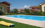 Apartamento De Vacaciones Veneto: Camelia Dodici (It-37017-15) 