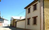 Apartamento De Vacaciones Castilla Y Leon: Casa Sarmiento (Es-34128-01) 