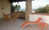 Casa De Vacaciones Balestrate: Apartamento En Villa 150 Metros Del Mar 