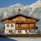 Apartamento De Vacaciones Tirol: Landhaus Zillertal 