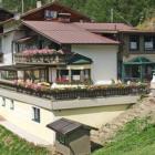 Casa De Vacaciones Tirol: Der Bergfreunde 