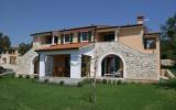 Casa De Vacaciones Koromacno: Vlakovo Marina (Hr-52222-02) 