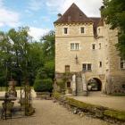 Casa De Vacaciones Voutenay Sur Cure: Casa De Vacaciones Le Vieux Château 