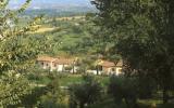 Apartamento De Vacaciones Bettona: Olivi 2 (It-06080-06) 