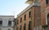 Apartamento De Vacaciones Veneto: Dimora Canaletto (It-30135-07) 
