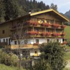 Apartamento De Vacaciones Kaltenbach Tirol: Haus Kröll 