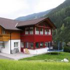 Apartamento De Vacaciones Tschagguns: Penthouse Montafon 