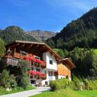 Apartamento De Vacaciones Tirol: Chalet Carlo 