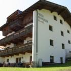 Casa De Vacaciones Kaltenbach Tirol: Kröll 