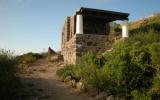Casa De Vacaciones Ustica Sicilia: It9930.1.1 