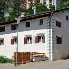 Casa De Vacaciones Suiza: Casa De Vacaciones Chasa Bianca 
