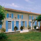 Casa De Vacaciones Saint Jean D'angely: Casa De Vacaciones La Cagouille 