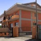Apartamento Riposto Pets Allowed: Apartamento Le Porte Dell'etna 