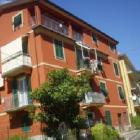 Apartamento Moneglia Swimming Pool: Apartamento Enrica 1 