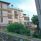 Apartamento Brissago Swimming Pool: Apartamento Tankstelle Pit Stop 