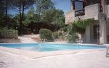 Apartamento Draguignan: 2 Habitaciones, Capacidad Para 6 