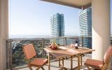 Apartamento Barcelona Cataluña: 4 Habitaciones, Capacidad Para 8 