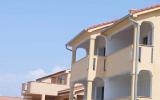 Apartamento Primorsko Goranska: 2 Habitaciones, Capacidad Para 6 
