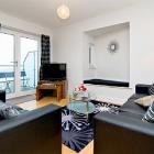Apartamento Newquay: Alquiler De Apartamento En Whitecross 46 Mar 1 - 3 ...