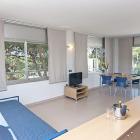 Apartamento La Pineda: Alquiler De Apartamento En Castelldefels ...