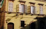 Apartamento Marche: Alquiler De Apartamento En Cossignano Amplio ...