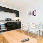 Apartamento Saint Columb Minor: Alquiler De Apartamento En Whitecross A8 ...
