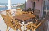 Apartamento Splitsko Dalmatinska: 3 Habitaciones, Capacidad Para 8 