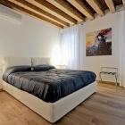 Apartamento Giudecca: Alquiler De Apartamento En Castello Fantástico Apt Al ...