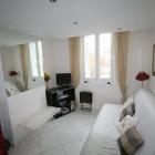 Apartamento Le Suquet: Alquiler De Apartamento En Cannes Una Amplia Y Bien ...
