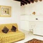 Apartamento Veneto: Alquiler De Apartamento En Cannaregio Guglie, Casa ...