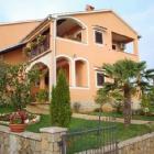 Apartamento Istarska: Alquiler De Apartamento En Barban Apartamento Alin Es ...