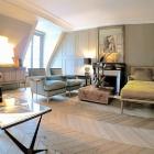 Apartamento Francia Whirlpool: Alquiler De Apartamento En El .1Er Distrito ...
