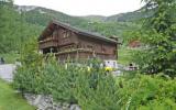 Casa De Vacaciones Suiza Parking: Casa De Vacaciones Valais 5 Personas 